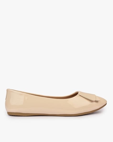 HI-ATTITUDE - Glossy Pointed-Toe Ballerinas