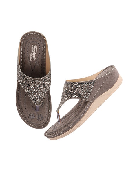 SHOETOPIA - Embellished Slip-On Wedges