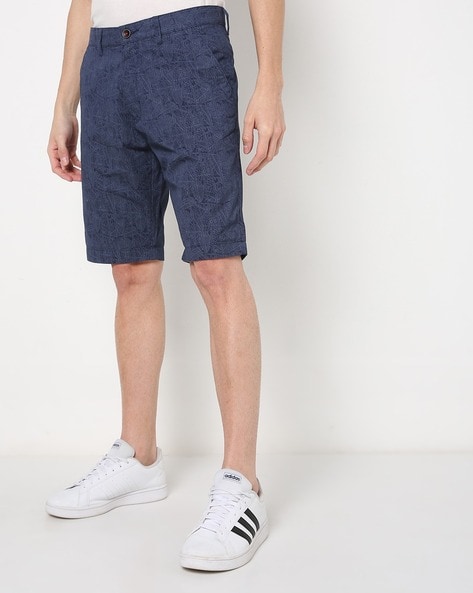 NETPLAY - Leaf Print Shorts with Insert Pockets
