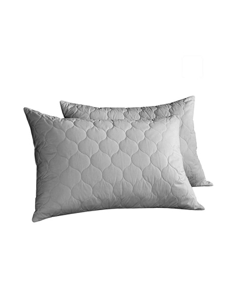 #LA VERNE - Pack of 2 Quilted Rectangular Pillows