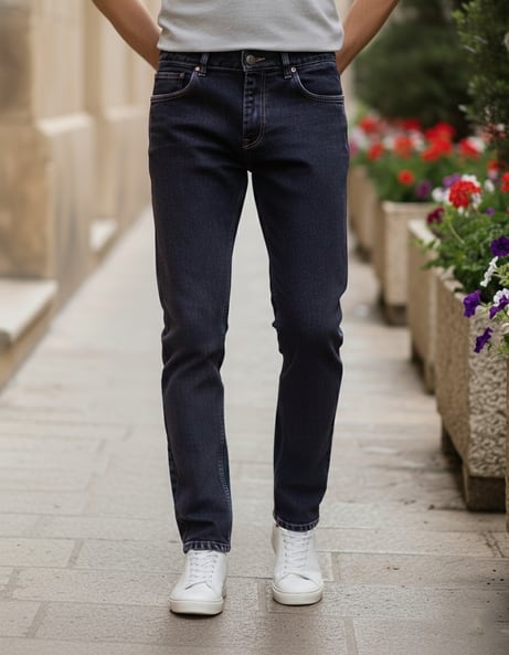#SHEIN - Shein Men Street Low Rise Fly With Button Closure Stone Wash Jeans