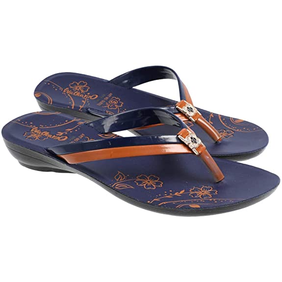 Walkaroo Women's Multicolor Slippers(