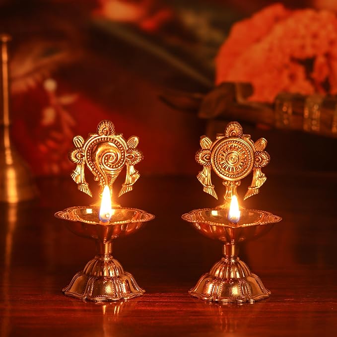 AKSHATA® Brass Shanku Chakra kuber Diya Diwali Decoration Item for Home Decor - Brass shanku Chakra kuber Diya for puja Room & Office Decor, Diwali Festival Gift Item (Set of 2)