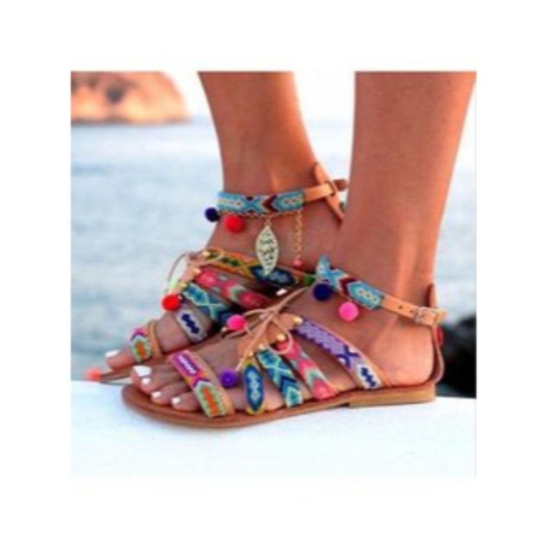 Upto 70%  off+Extra 5%  Bata, Carlton London & more