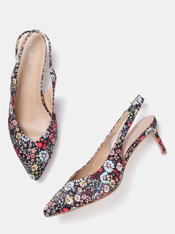 Upto 70%  off+Extra 5%  Lavie, Catwalk & more