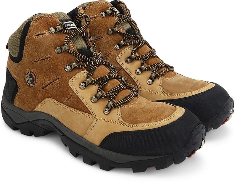 30-70% +Extra 5%  Off Woodland, Lee Cooper & more
