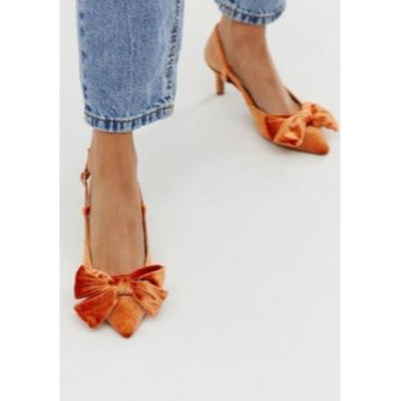 30-70%  Off Treat your self with new shoes