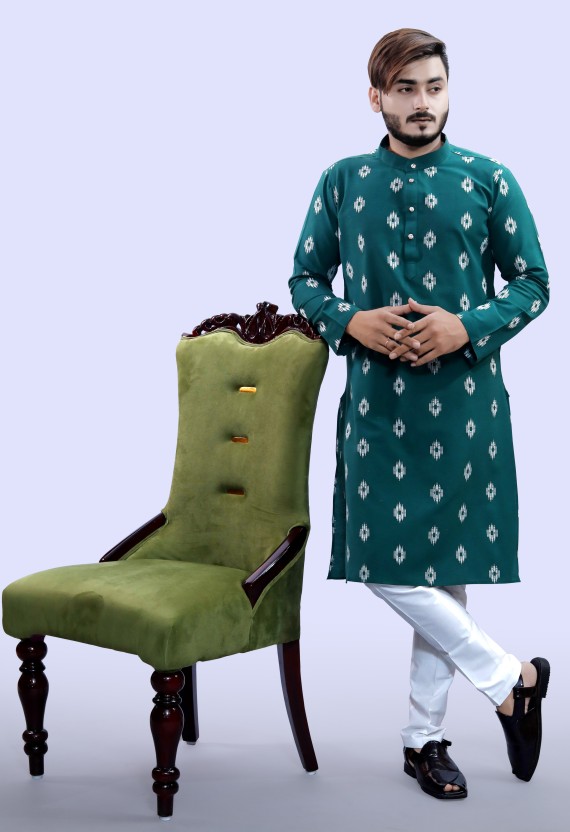 Men Cotton Blend Kurta Pyjama Set