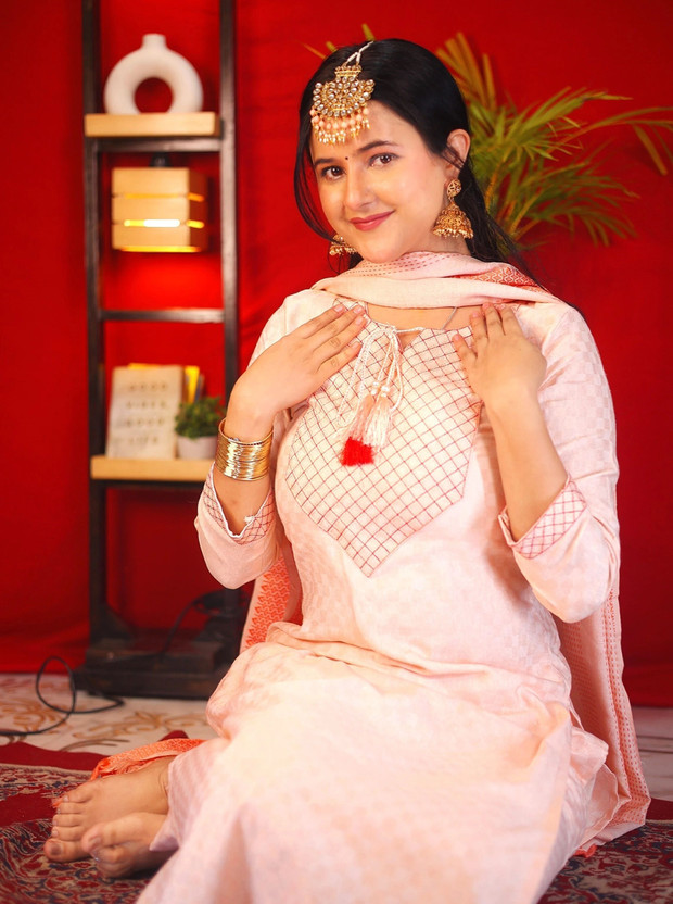 Tibra Attire - Women Cotton Blend Kurti Pant Dupatta Set