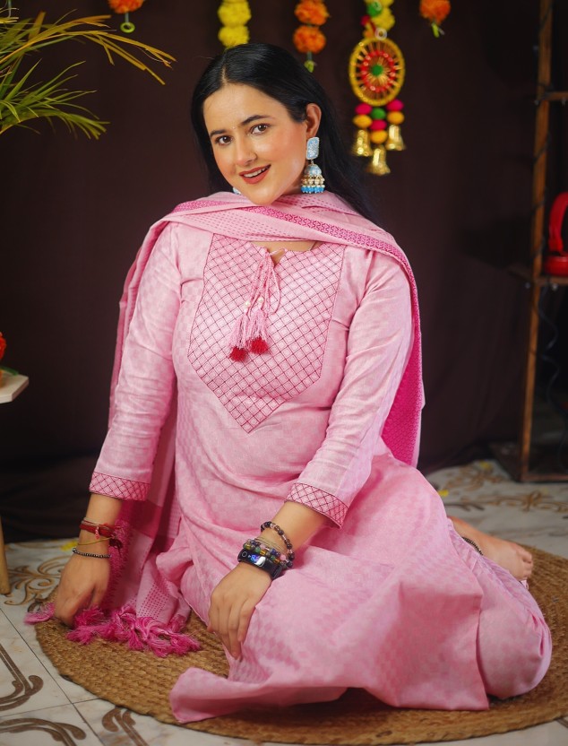 Women Cotton Blend Kurti Pant Dupatta Set