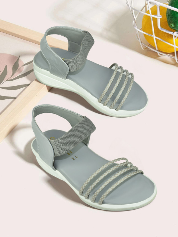 Slip-on Flats For Girls  (Grey , 6 Yr)