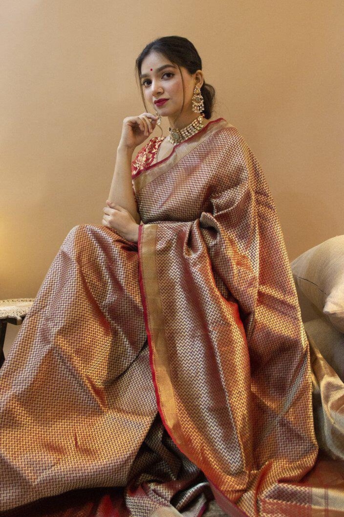 Printed, Self Design Fashion Art Silk, Silk Blend Saree  (Red)