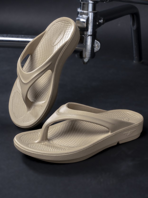 Women Flip Flops  (Beige , 4)