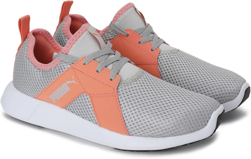 Zod Runner V3 Wn's Running Shoes For Women  (Grey)