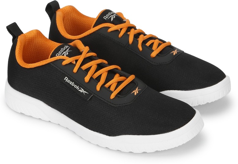 SPOTLIGHT Walking Shoes For Men  (Black)