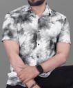 Men Regular Fit Printed Spread Collar Casual Shirt
