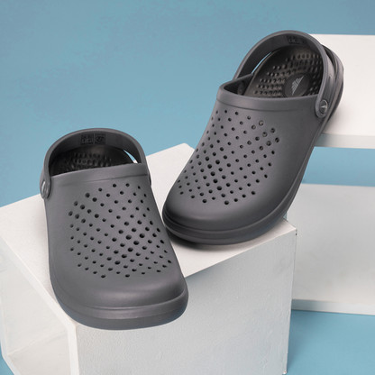 Men Clogs Sandal  (Grey , 9)