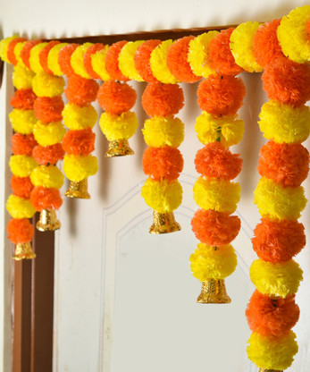 THE CLICK INDIA Stylish Handmade Traditional Marigold Flowers Toran, Hanging Toran , Door Bandarwal, Door Hanging Wall Hanging for Home Office Puja Pooja Article Mandir Temple Diwali C Decoration Items Diwali christmas New Year Decoration Toran/Bandarwal New Year Toran  (plastic)