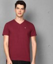 Solid Men V Neck Maroon T-Shirt