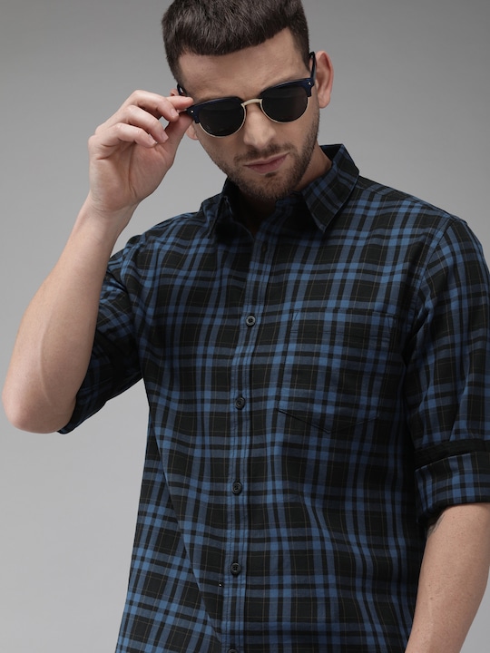Roadster - Men Blue & Black Checked Regular Fit Sustainable Casual Shirt
