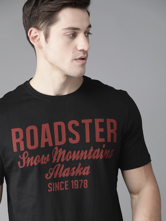 Roadster - Men Black & Maroon Pure Cotton Brand Logo Print Round Neck T-shirt