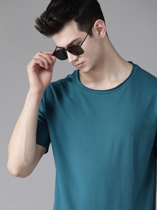 Roadster - Men Teal Blue Solid Round Neck Pure Cotton T-shirt