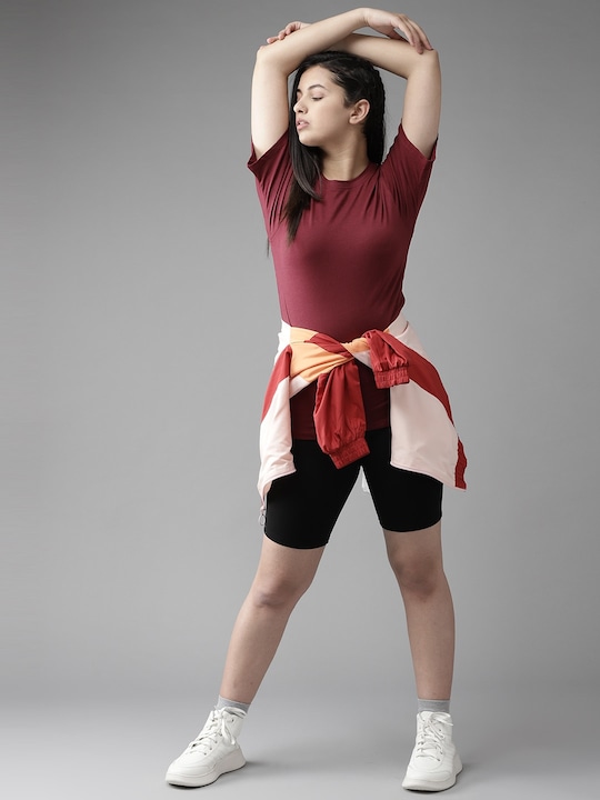 UTH by Roadster - Girls Maroon Pure Cotton Solid T-shirt