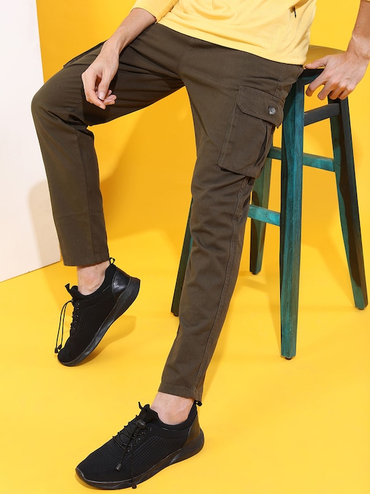HIGHLANDER - Men Olive Green Slim Fit Easy Wash Cargos Trousers