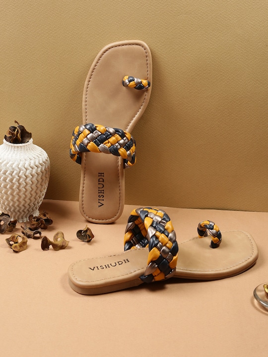 Vishudh - Women Yellow & Beige Textured One Toe Flats