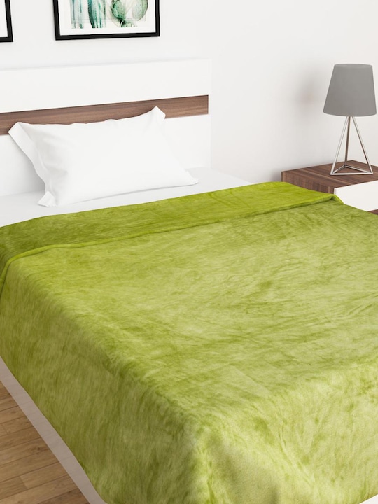Home Centre - Green 110 GSM Polyester Quilt