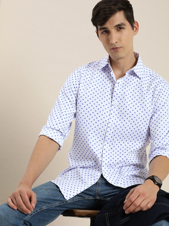 encore by INVICTUS - Men White & Blue Printed Easy Iron Casual Shirt