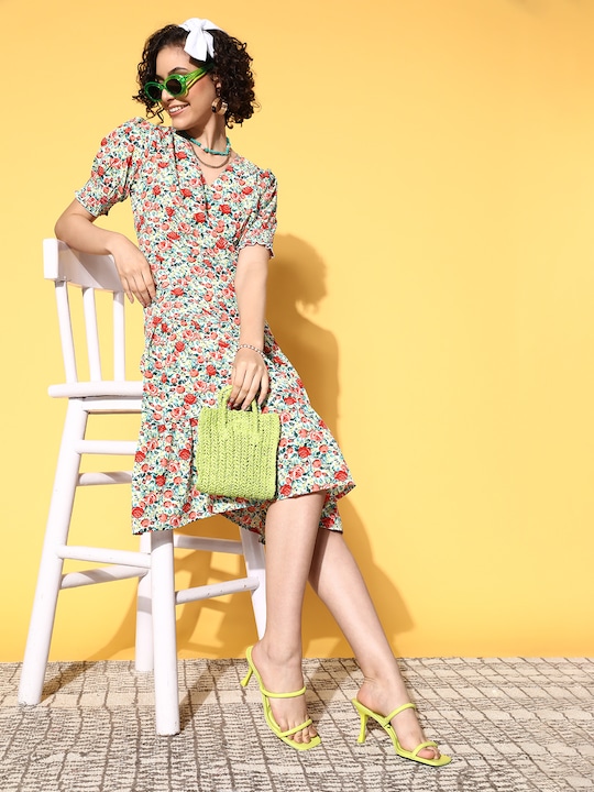 plusS - Women White Floral Vacay Attire