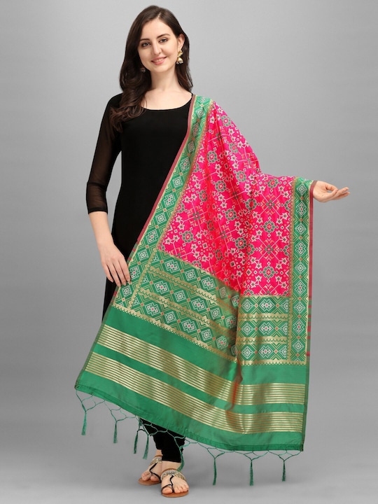 Pandadi Saree - Pink & Green Ethnic Motifs Woven Design Dupatta with Zari