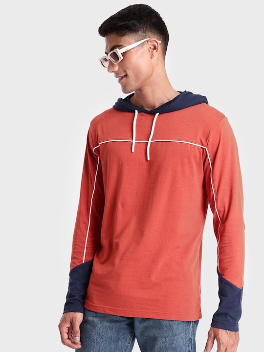 Bewakoof - Men Cotton Hooded Sweatshirt