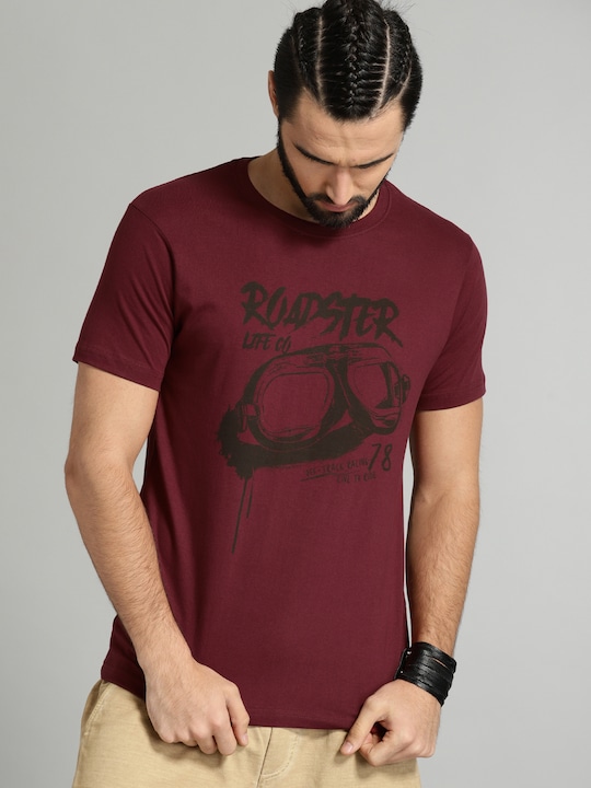 Roadster - Time Travlr Men Maroon Printed Round Neck Pure Cotton T-shirt