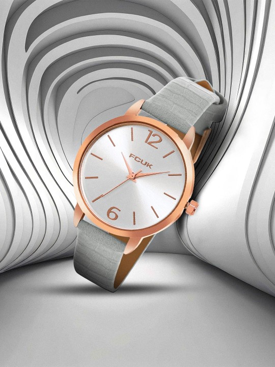 FCUK - Women Textured Leather Straps Analogue Watch FK00030B