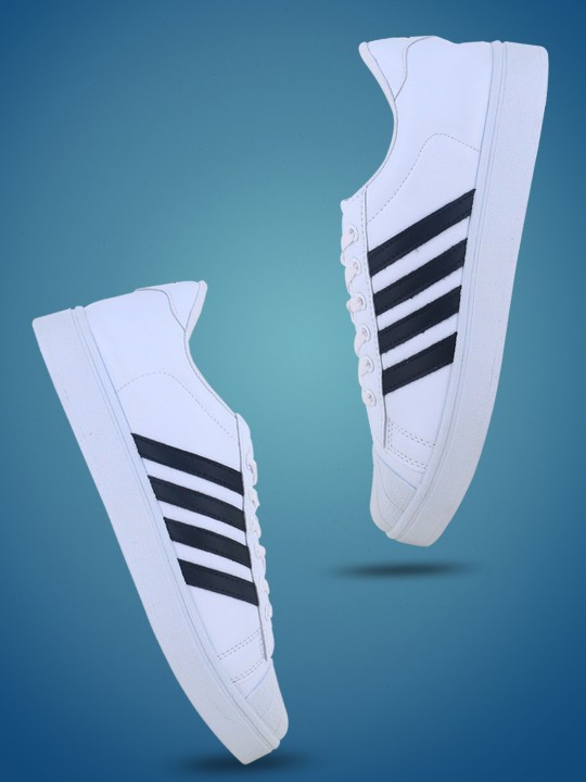 Sparx - Men Striped Lace-Up Sneakers