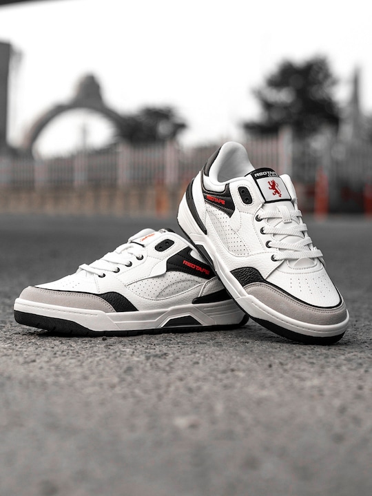 Red Tape - Men Perforated Round Toe Lace Up Sneakers