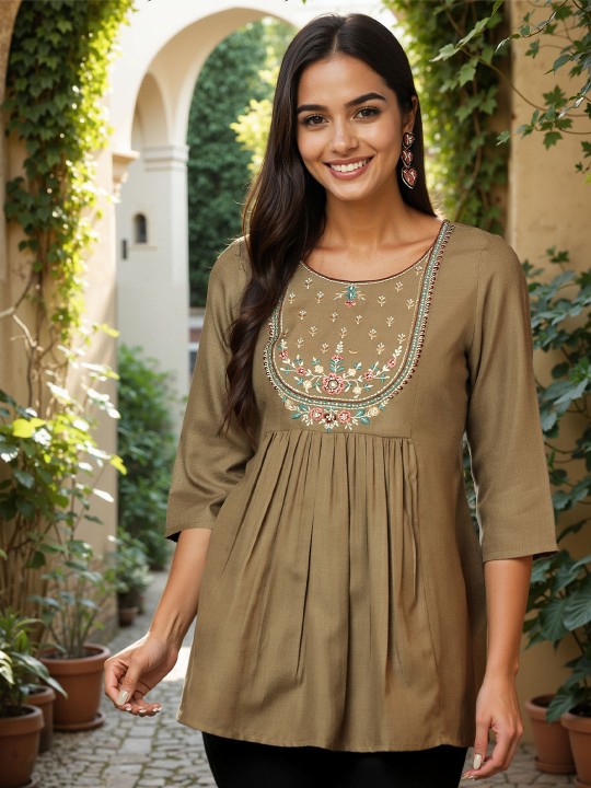 Libas - Floral Yoke Design Thread Work Thread Work Pleated Kurti