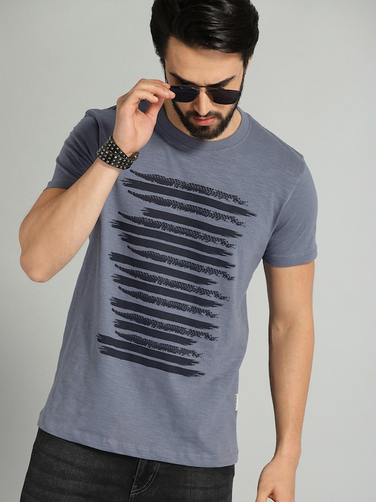 Roadster - The Lifestyle Co Men Blue Striped Cotton Pure Cotton T-shirt