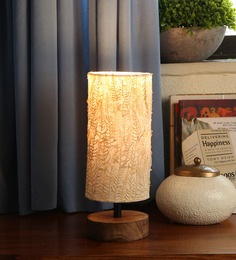 Lycn Table Lamp made with Dry Curly Fern