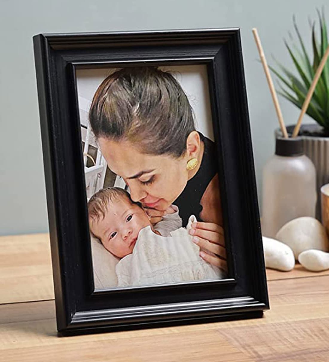 Classic 5x7 Single Table Photo Frame, By ClasiCraft