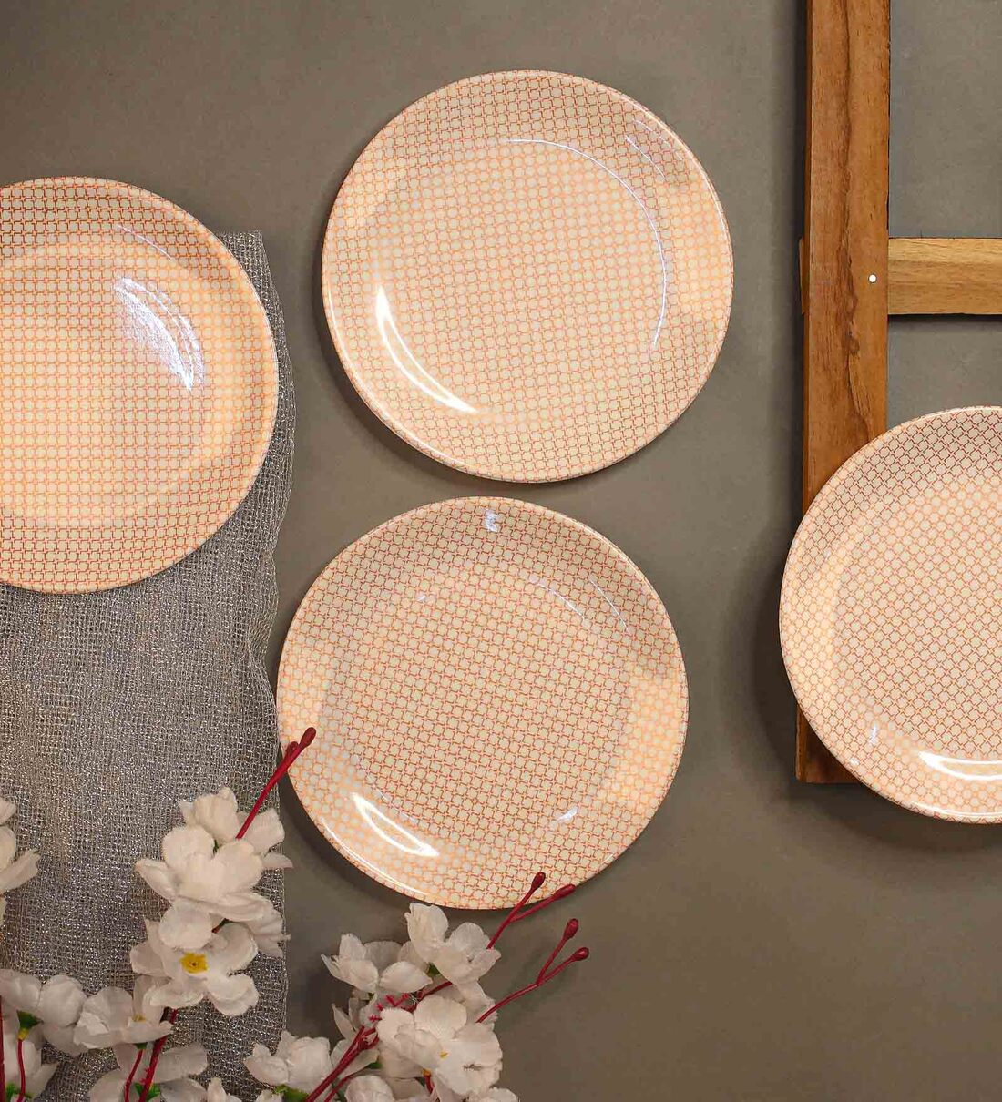 Abstract Print 7 Inch Beige & Gold Melamine (Set of 4) Quarter Plate,, By Cdi