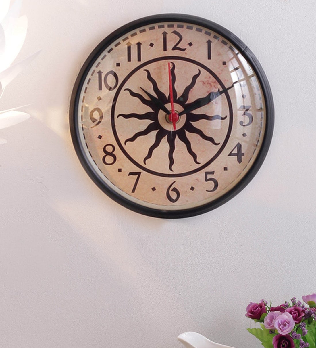 Black Metal Jostle Modern Wall Clock, By Tu Casa