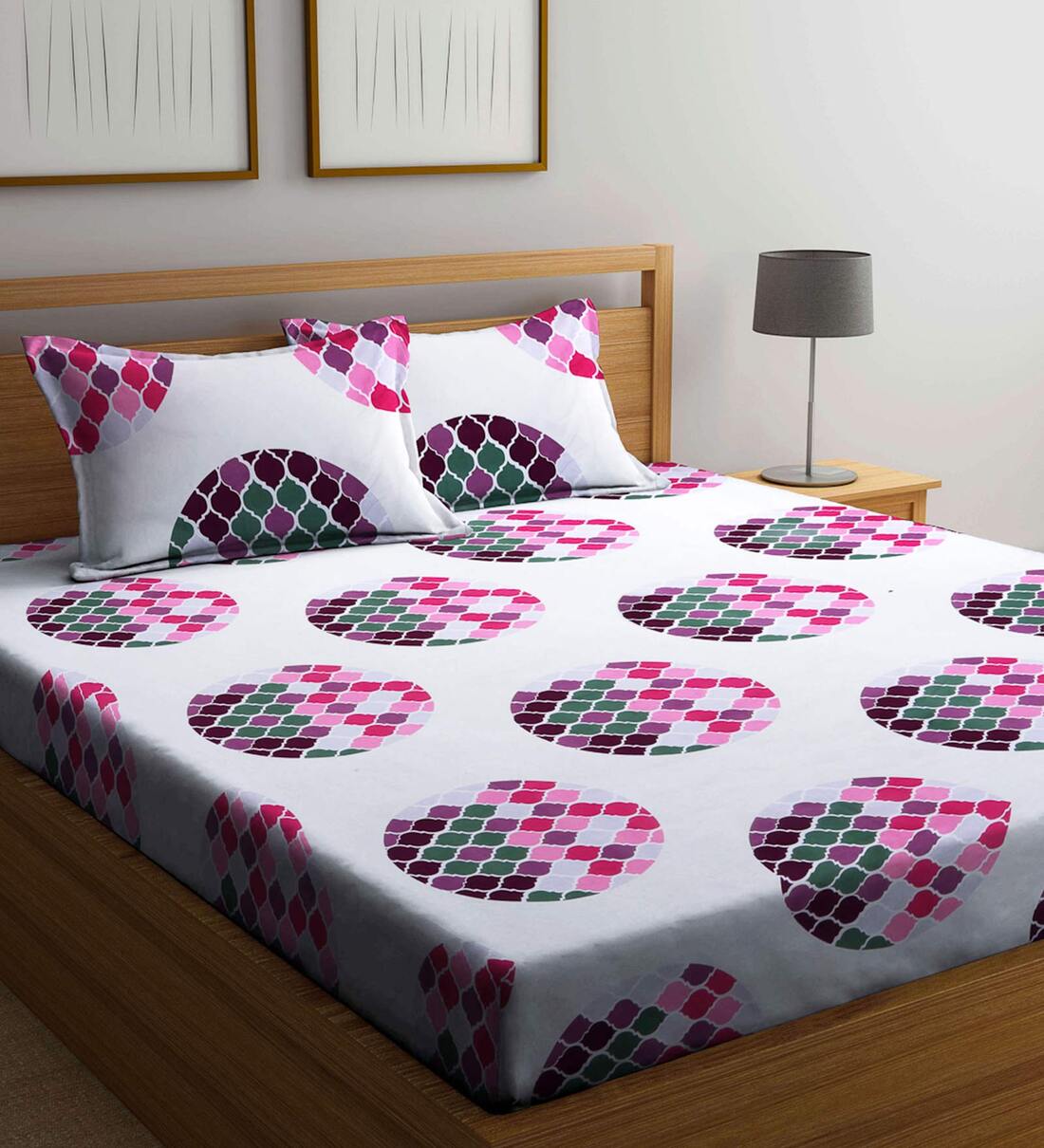 White Abstract TC 210 Cotton Blend Double Bed Sheet With 2 Pillow Covers, By Klotthe