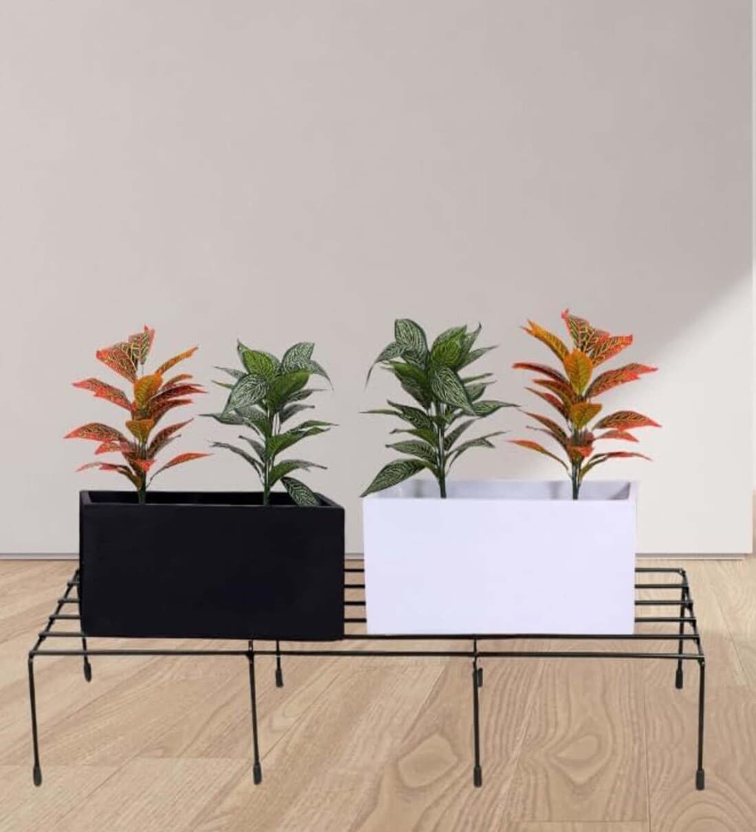 Black Metal Plant Stand (1 Pc)Share By Stand Master