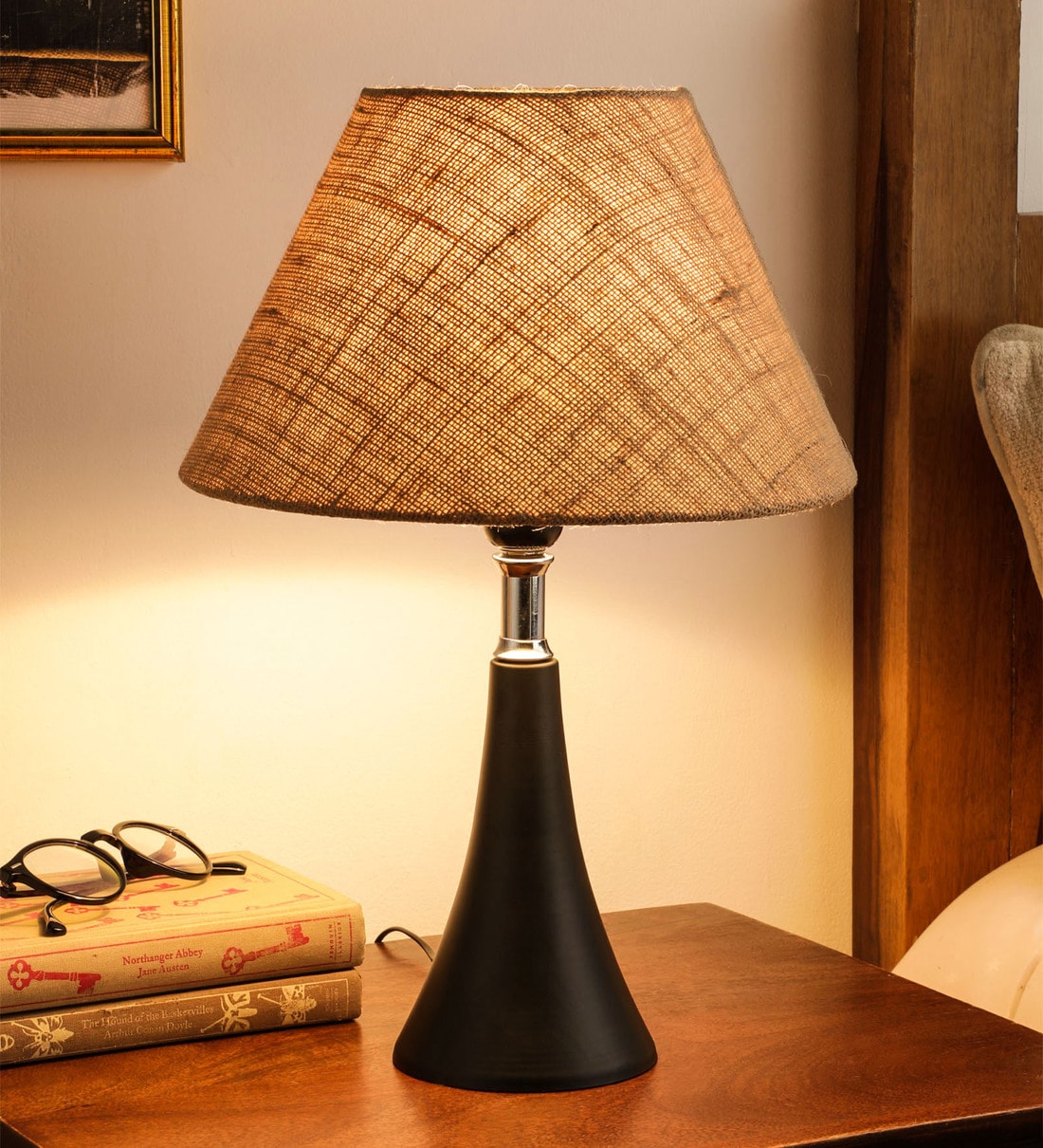 Starlet Brown Natural Fiber Shade Night Lamp With Metal BaseShare By Foziq