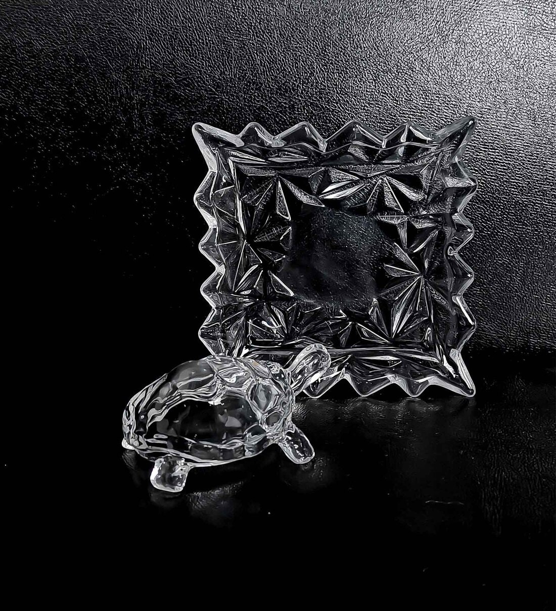 Crystal Tortoise Transparent Glass Feng ShuiShare By VoiDrop