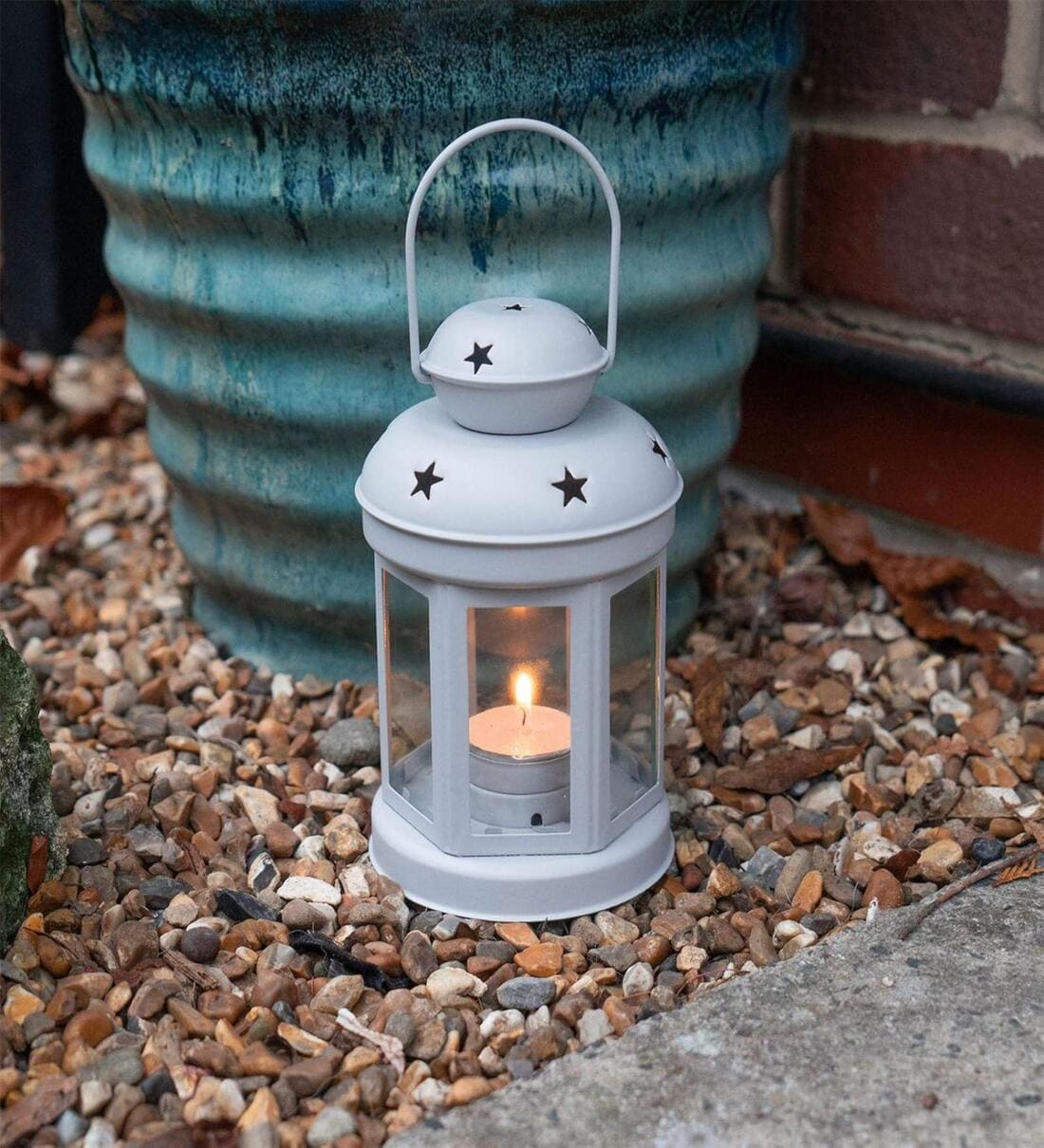 Lantern Iron Hanging T- Light Holder (White)Share By Fashion Bizz