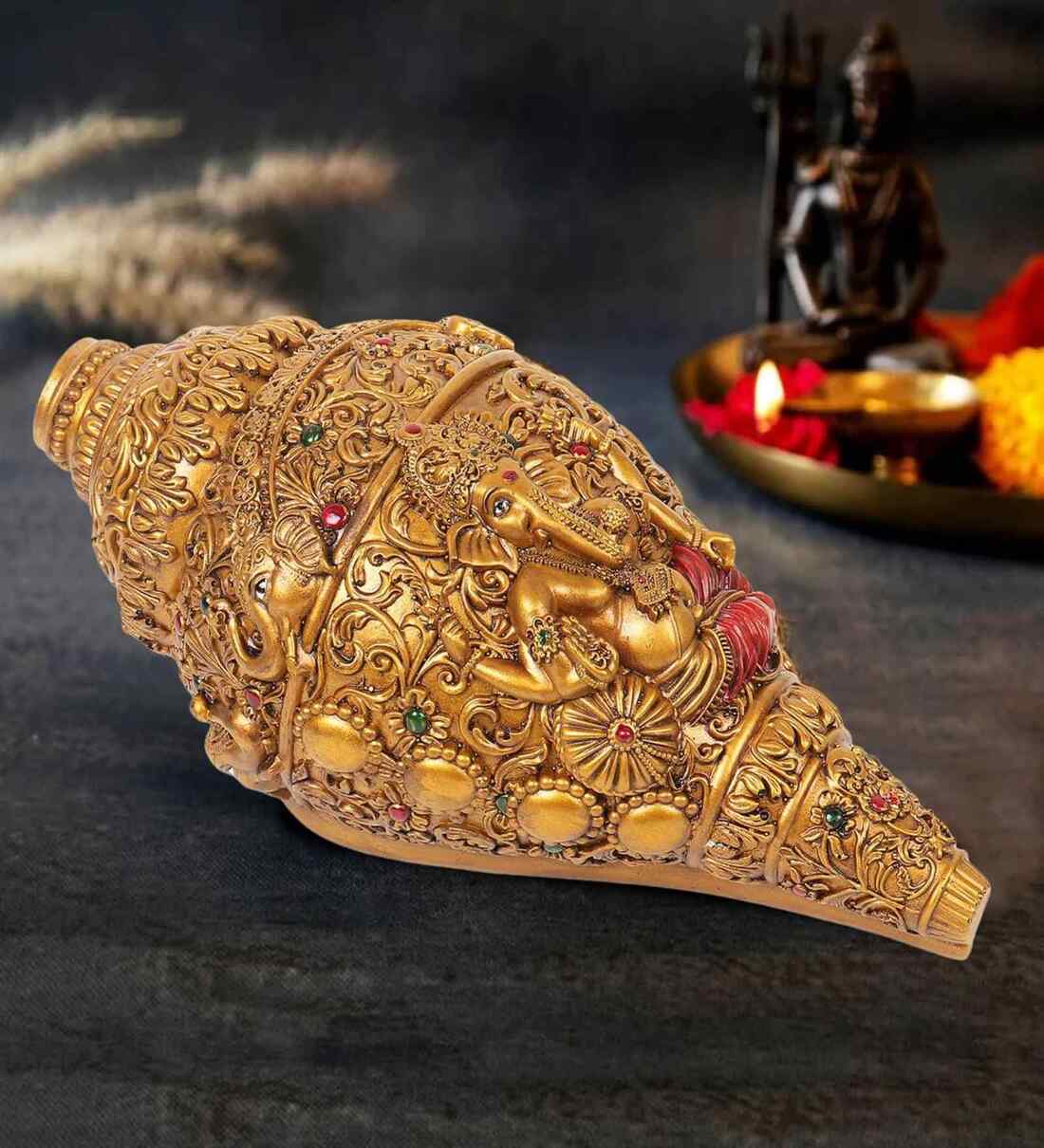 9 Inch Ganesha Carving Shankh Showpiece(Golden Antique)Share By 5 Needs